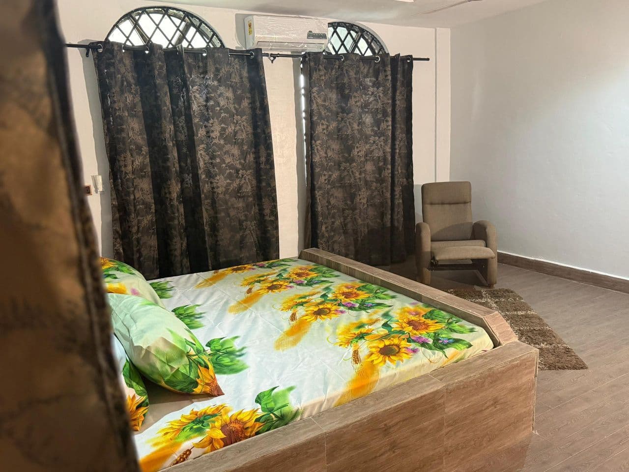 Hillside Retreat Suite